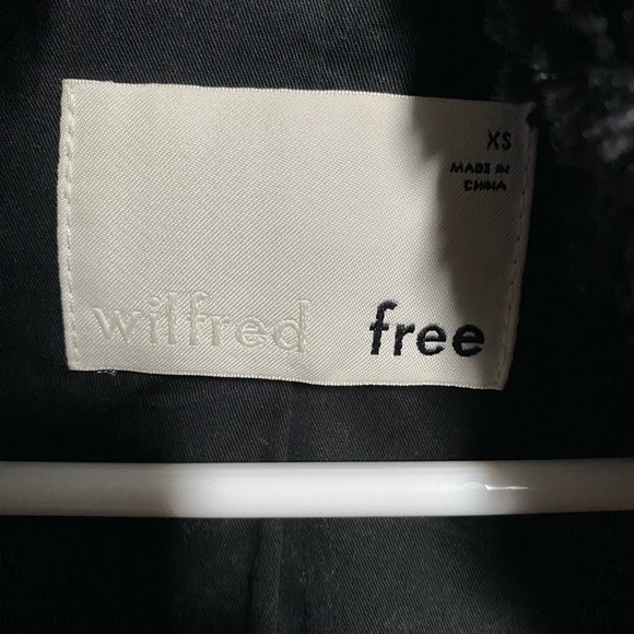 Aritzia teddy coat black xs - Picture 3 of 4